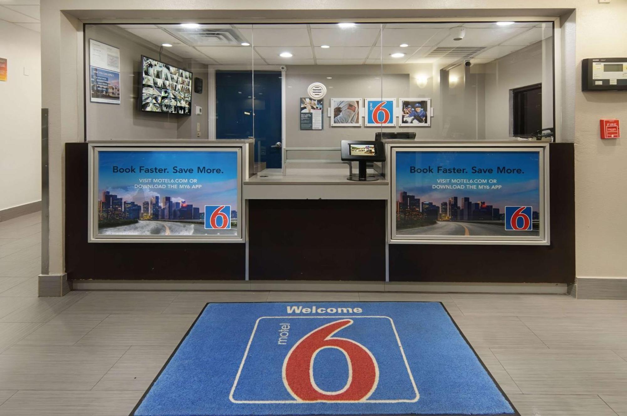 Motel 6-Fort Worth, Tx - Downtown East Bagian luar foto